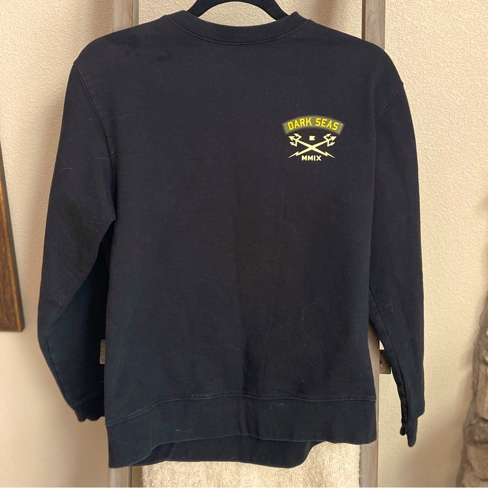 Dark Seas Crewneck sweatshirt